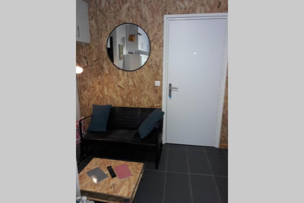 Le Pratik, Commerces Et Lac A Pied Lägenhet Sévrier Exteriör bild